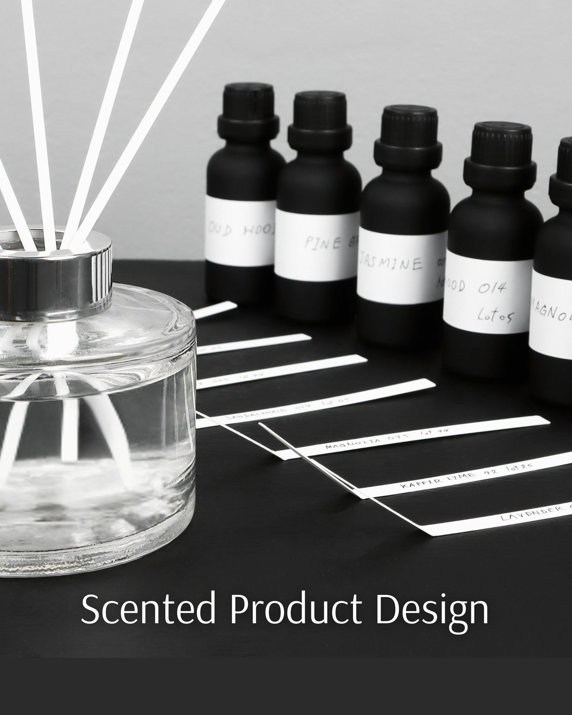 精油とディフューザーボトル、ムエット